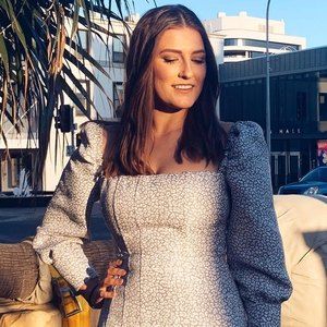 Meet your Posher, Sian